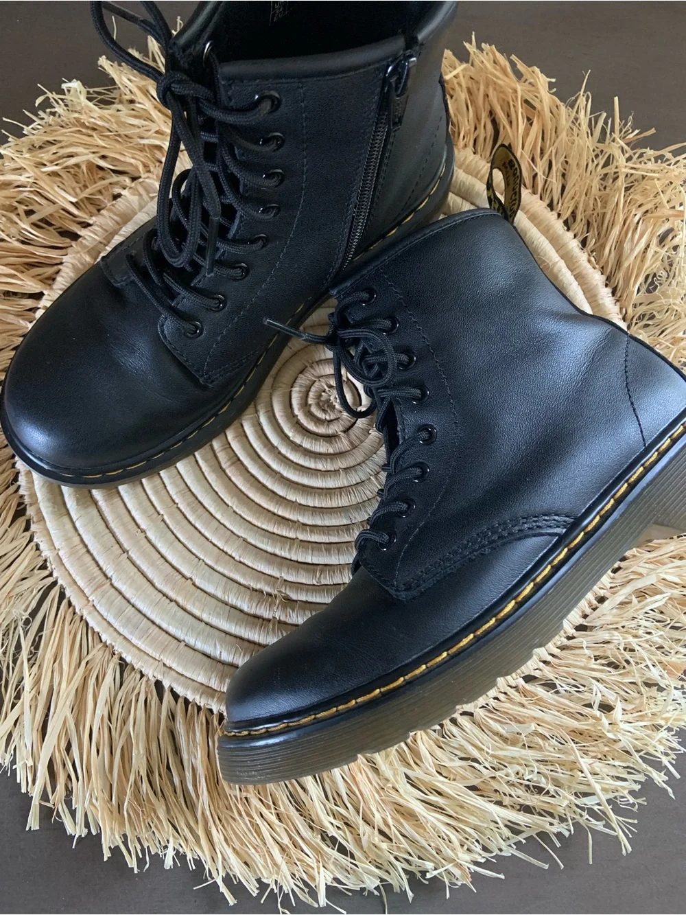DR. MARTENS Junior Black Softy Lace Up Boots 1460 J US 3 34EU
